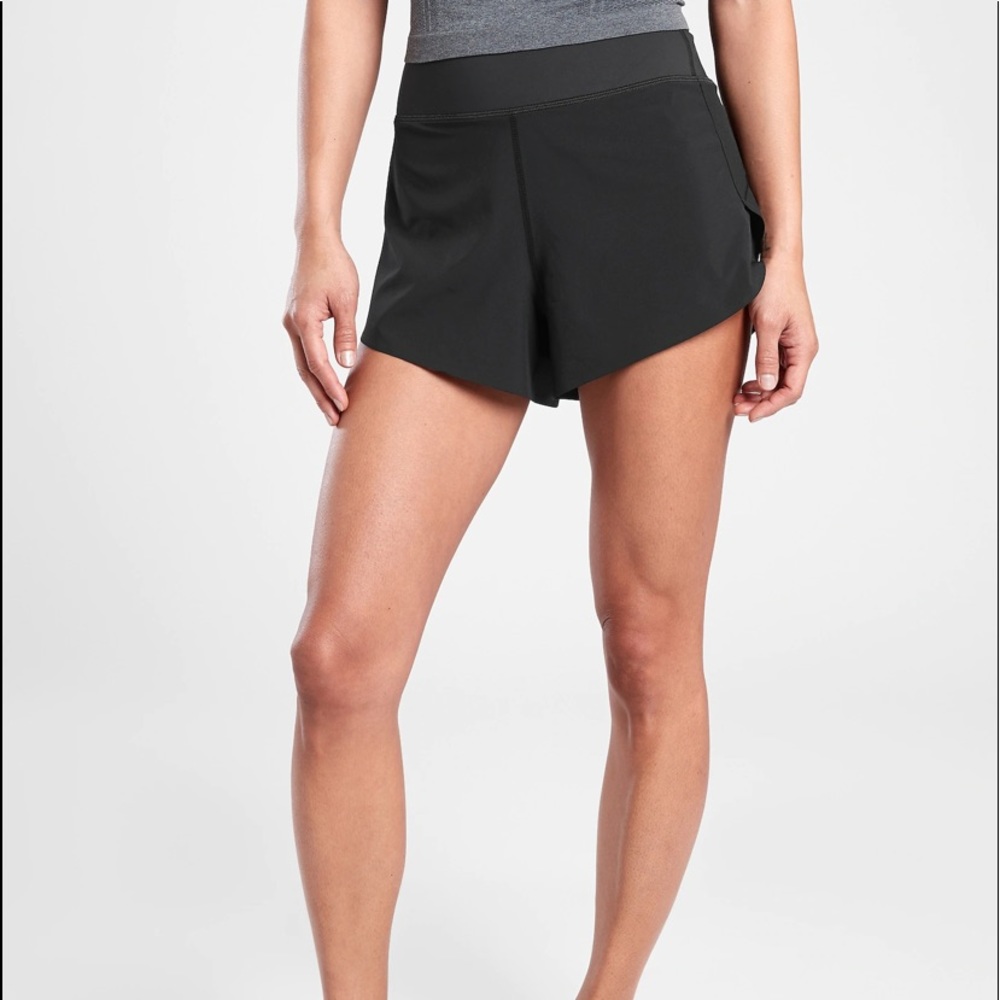 Athleta Run With It 3.5" Short